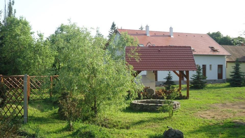 Felsőtold Felso Fogado Bed & Breakfast エクステリア 写真