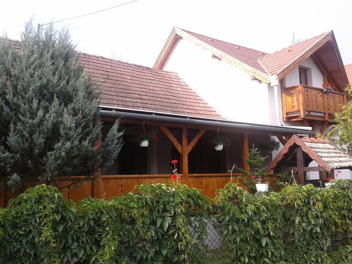 Felsőtold Felso Fogado Bed & Breakfast エクステリア 写真