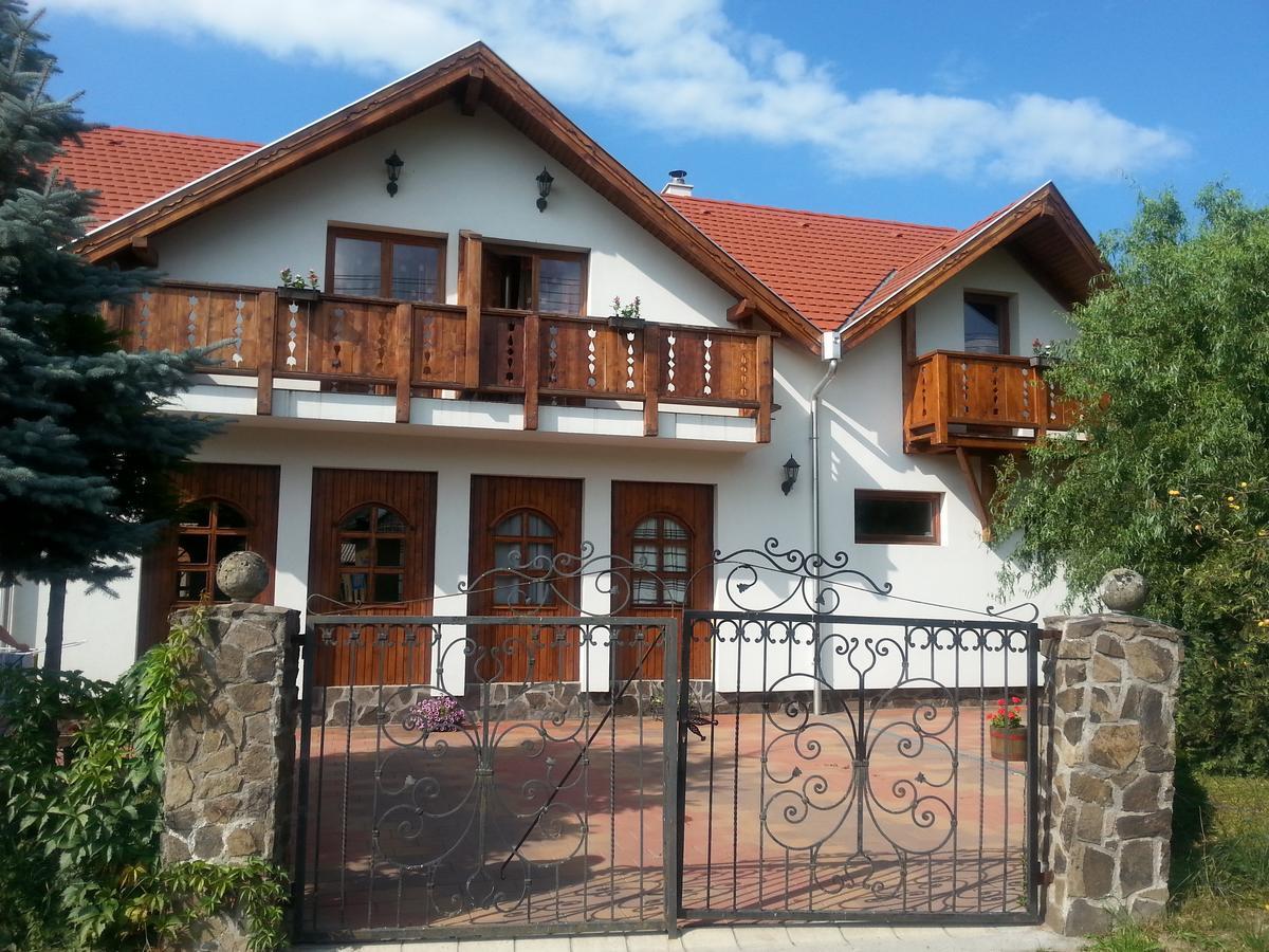 Felsőtold Felso Fogado Bed & Breakfast エクステリア 写真